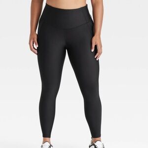 NWT Sz XL All in Motion Effortless Support Black High-Rise 7/8 Leggings